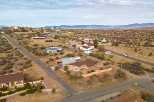 18467 S Niblick Dr, Peeples Valley, AZ 86332 - Photo 33