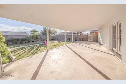 6321 W Cheery Lynn Road, Phoenix, AZ 85033 - Photo 13