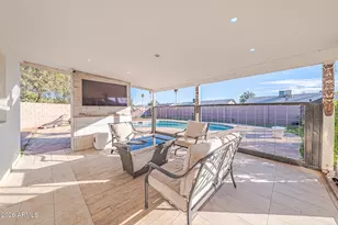 6321 W Cheery Lynn Rd, Phoenix, AZ 85033 - Photo 9