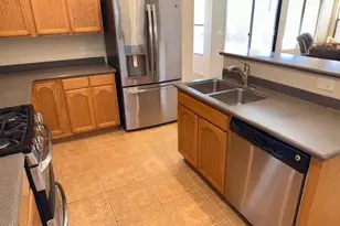 1047 Estancia Dr, Sierra Vista, AZ 85635 - Photo 11