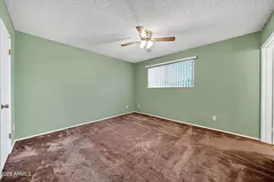 2208 E Sylvia St, Phoenix, AZ 85022 - Photo 15