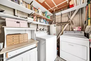 2208 E Sylvia St, Phoenix, AZ 85022 - Photo 31