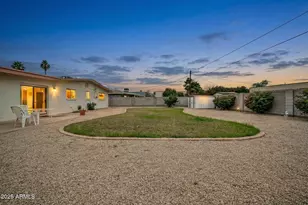 2208 E Sylvia St, Phoenix, AZ 85022 - Photo 25