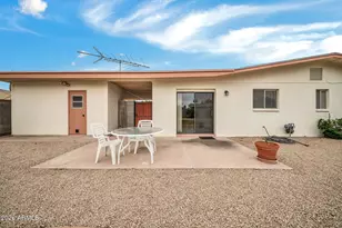 2208 E Sylvia St, Phoenix, AZ 85022 - Photo 27