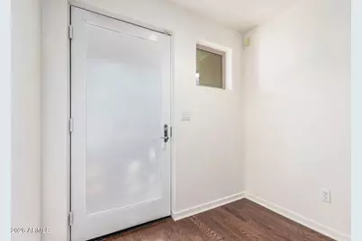 525 W Lakeside Drive #141, Tempe, AZ 85281 - Photo 5