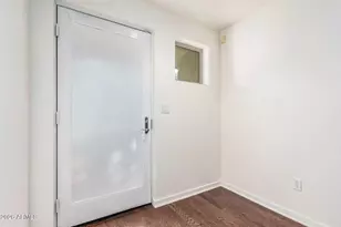 525 W Lakeside Dr, Tempe, AZ 85281 - Photo 5