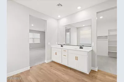 15787 W Honeysuckle Drive, Surprise, AZ 85387 - Photo 17