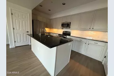 3935 E Rough Rider Road #Unit 1057, Phoenix, AZ 85050 - Photo 1