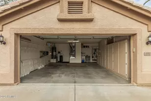 18350 N Coyote Lakes Pkwy, Surprise, AZ 85378 - Photo 23