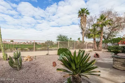 18350 N Coyote Lakes Parkway, Surprise, AZ 85378 - Photo 27