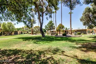 10330 W Thunderbird Blvd, Sun City, AZ 85351 - Photo 19