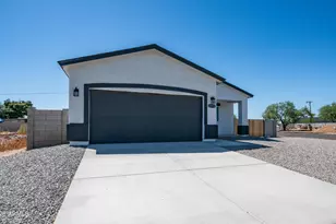 32112 W Palo Verde St, Wittmann, AZ 85361 - Photo 1