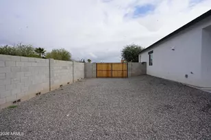 32112 W Palo Verde St, Wittmann, AZ 85361 - Photo 21