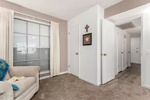 10585 W Palmeras Dr, Sun City, AZ 85373 - Photo 17