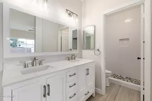 365 W Lodge Dr, Tempe, AZ 85283 - Photo 9