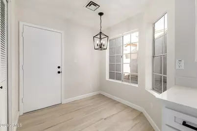 365 W Lodge Drive, Tempe, AZ 85283 - Photo 7