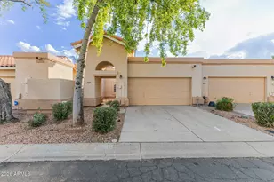 365 W Lodge Dr, Tempe, AZ 85283 - Photo 1