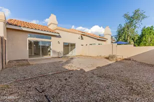 365 W Lodge Dr, Tempe, AZ 85283 - Photo 15