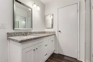 2540 W Roveen Ave, Phoenix, AZ 85029 - Photo 19