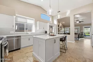 26214 N 43rd Pl, Phoenix, AZ 85050 - Photo 5