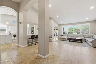 26214 N 43rd Pl, Phoenix, AZ 85050 - Photo 11