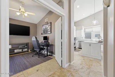 26214 N 43rd Place, Phoenix, AZ 85050 - Photo 17