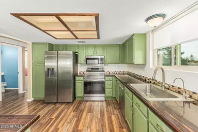 736 N Regent --, Mesa, AZ 85205 - Photo 9