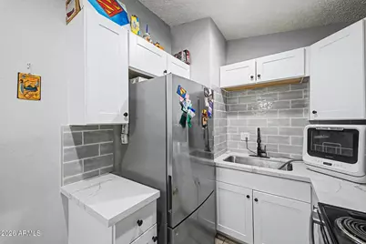 3646 N 69th Avenue #59, Phoenix, AZ 85033 - Photo 11