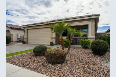 915 W Sisso Tree Avenue, Queen Creek, AZ 85140 - Photo 1