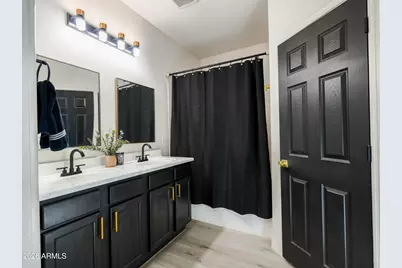 915 W Sisso Tree Avenue, Queen Creek, AZ 85140 - Photo 31