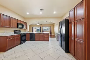 1112 E Shepherds Way, Casa Grande, AZ 85122 - Photo 13