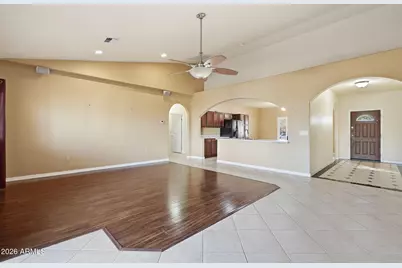 1112 E Shepherds Way, Casa Grande, AZ 85122 - Photo 7