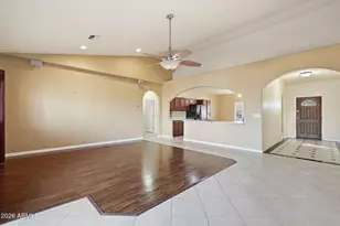 1112 E Shepherds Way, Casa Grande, AZ 85122 - Photo 7