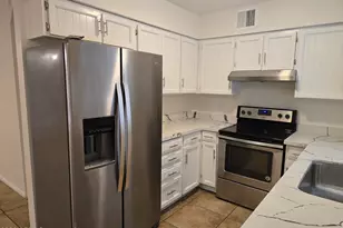 715 N Arrowhead Dr, Chandler, AZ 85224 - Photo 3