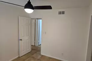 715 N Arrowhead Dr, Chandler, AZ 85224 - Photo 15