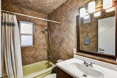 4325 N 19th Place, Phoenix, AZ 85016 - Photo 15