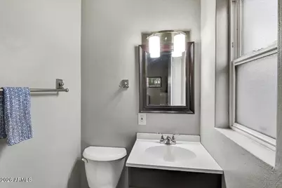 4325 N 19th Place, Phoenix, AZ 85016 - Photo 13