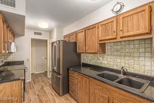 19417 N Palo Verde Dr, Sun City, AZ 85373 - Photo 7