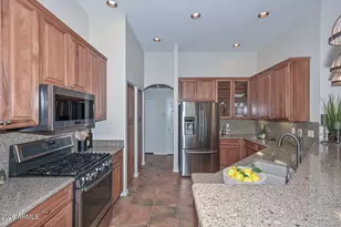 16081 W Piccadilly Rd, Goodyear, AZ 85395 - Photo 5