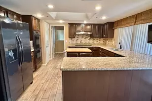 10905 E Tierra Dr, Scottsdale, AZ 85259 - Photo 9