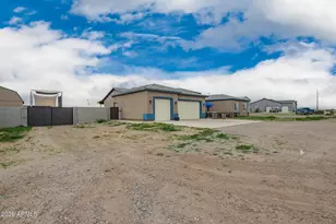 23411 W Barwick Dr, Wittmann, AZ 85361 - Photo 5