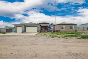 23411 W Barwick Dr, Wittmann, AZ 85361 - Photo 3