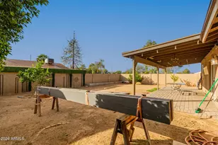 2245 W Sequoia Dr, Phoenix, AZ 85027 - Photo 31