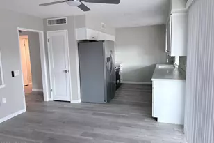 9921 W Oak Ridge Dr, Sun City, AZ 85351 - Photo 7