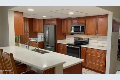 17202 N 125th Avenue, Sun City West, AZ 85375 - Photo 7