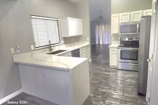 3101 W Louise Dr, Phoenix, AZ 85027 - Photo 7