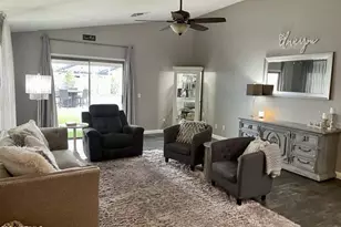 3101 W Louise Dr, Phoenix, AZ 85027 - Photo 9