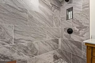 10401 N Cave Creek Rd, Phoenix, AZ 85020 - Photo 19