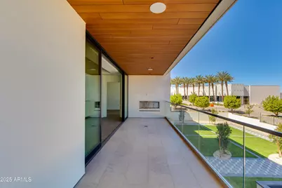 6587 N Palmeraie Boulevard #2011, Phoenix, AZ 85001 - Photo 31