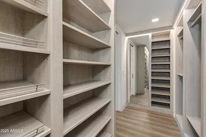 6587 N Palmeraie Boulevard #2011, Phoenix, AZ 85001 - Photo 29